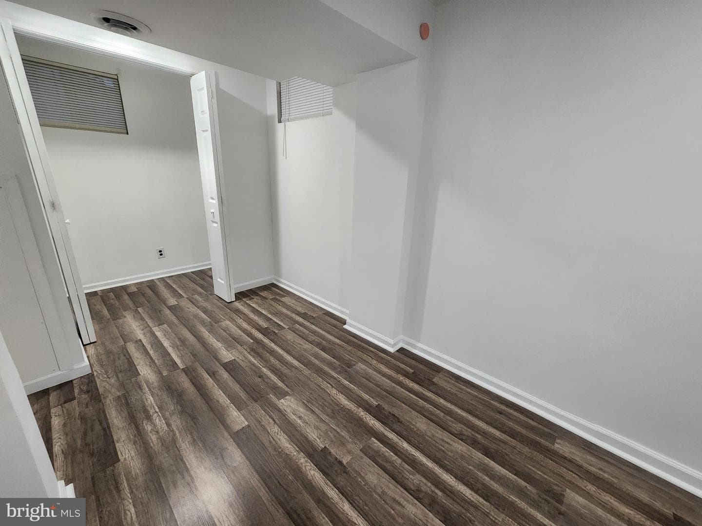 1203 Crisfield Drive photo 40
