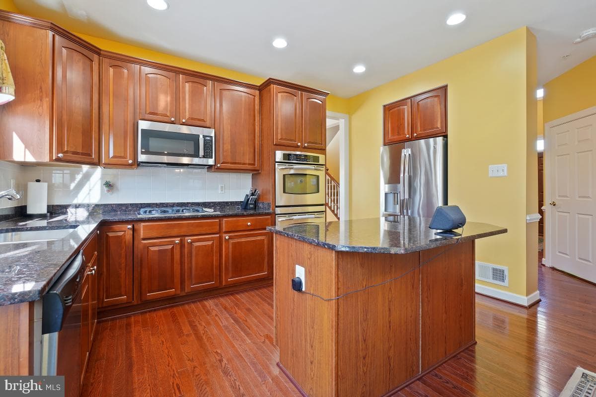 15615 Copper Beech Drive photo 15