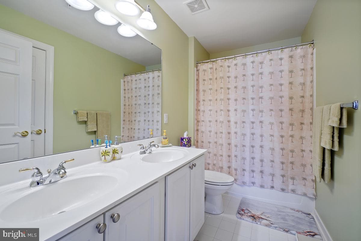 15615 Copper Beech Drive photo 32