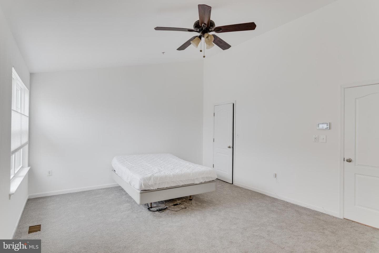 7 Thomasson Court photo 14