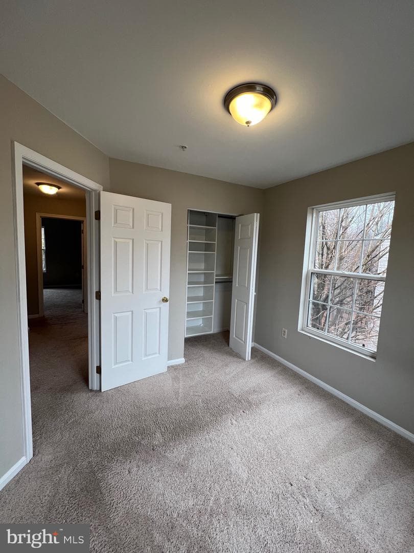 5843 Everhart Place photo 12