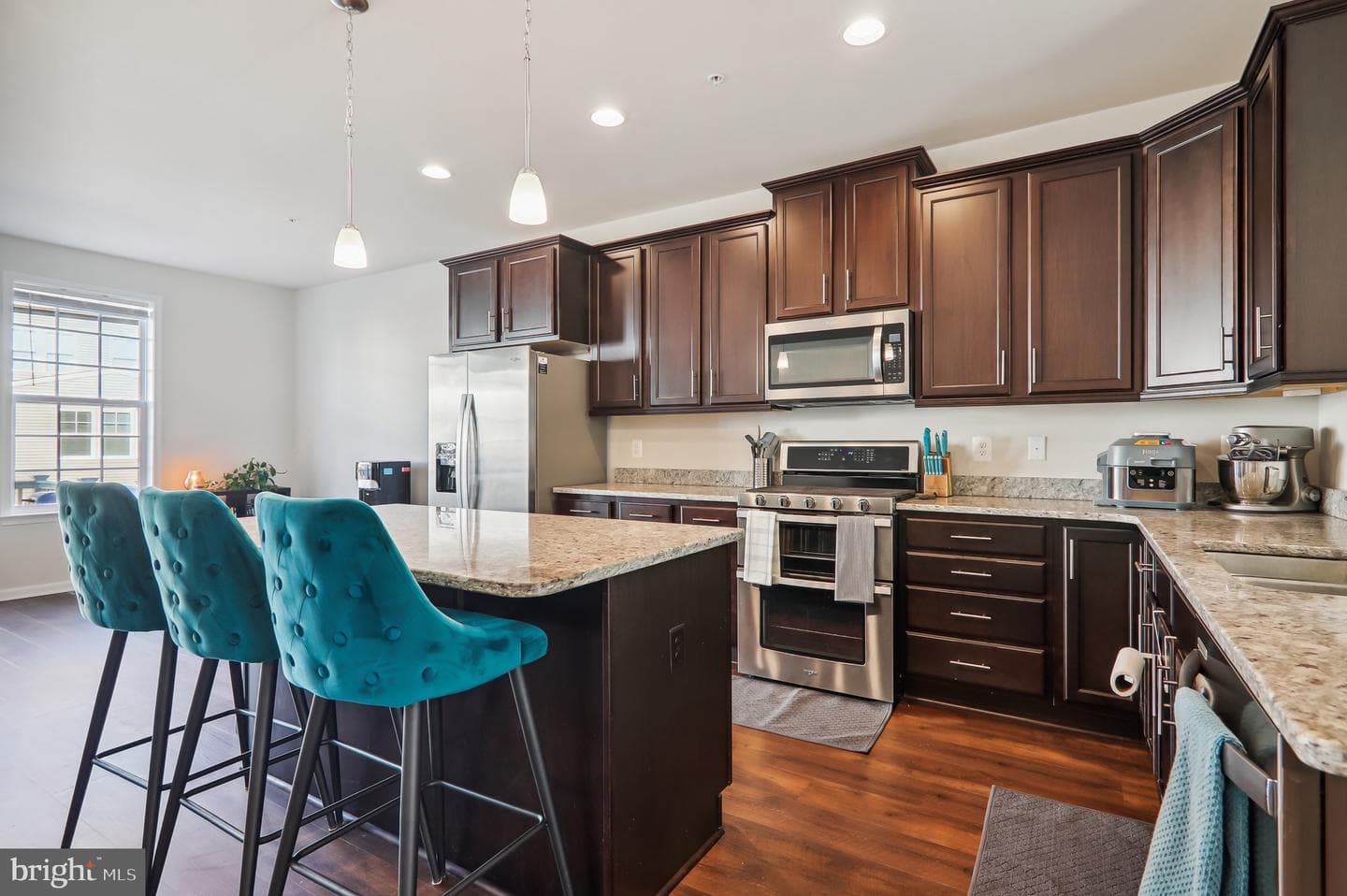 9075 Fox Stream Way photo 3
