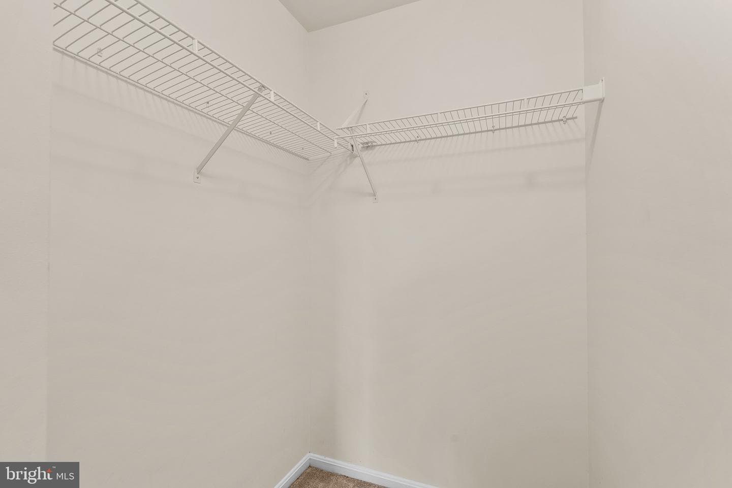 813 Alabaster Court photo 33