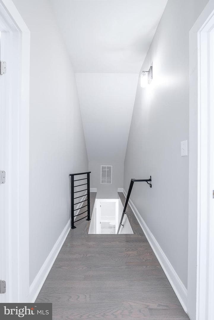 6007 39th Avenue photo 29