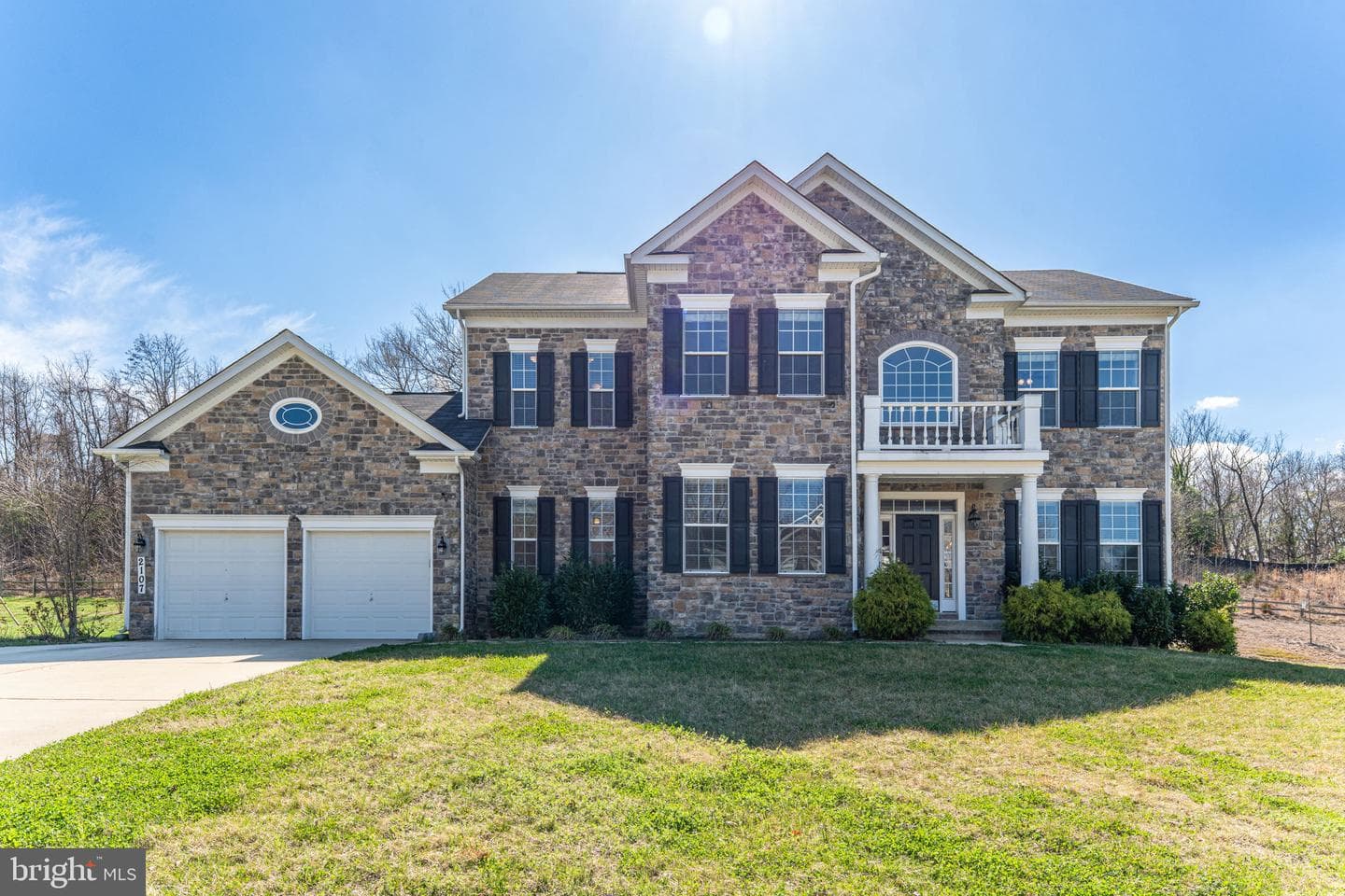 2107 Monticello Court photo 1