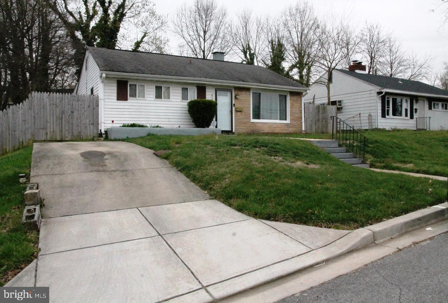 6703 Redfield Avenue photo 2