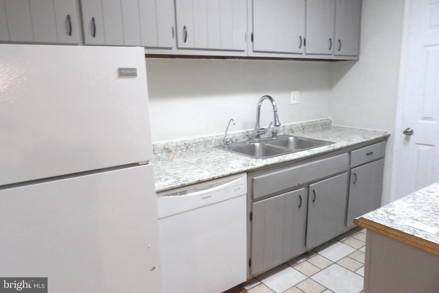 7701 Arehart Drive #1302 photo 2