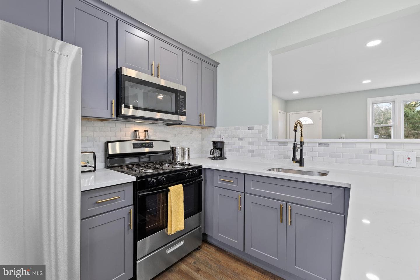 6010 Belwood Street photo 36