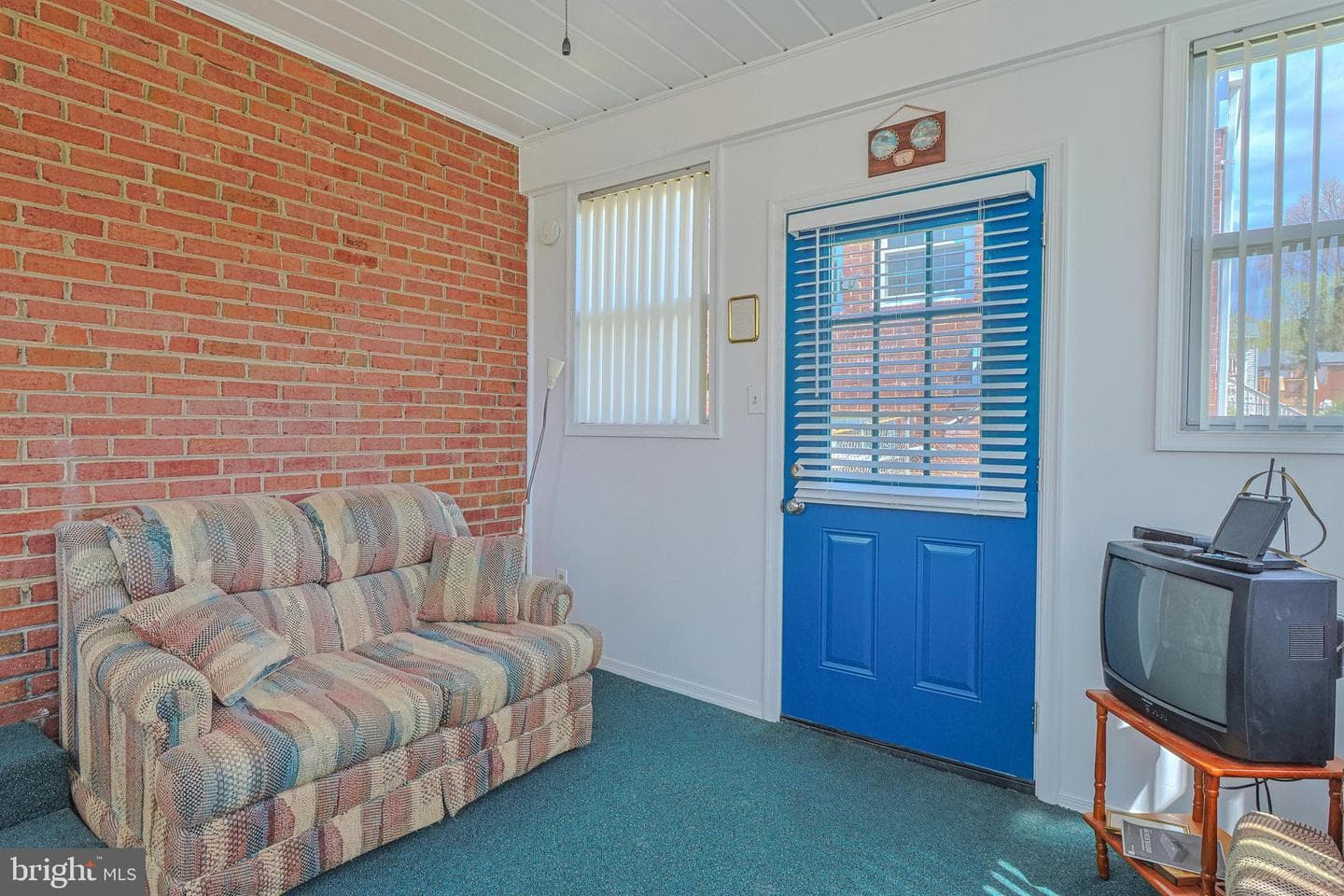 9319 Riggs Road photo 18