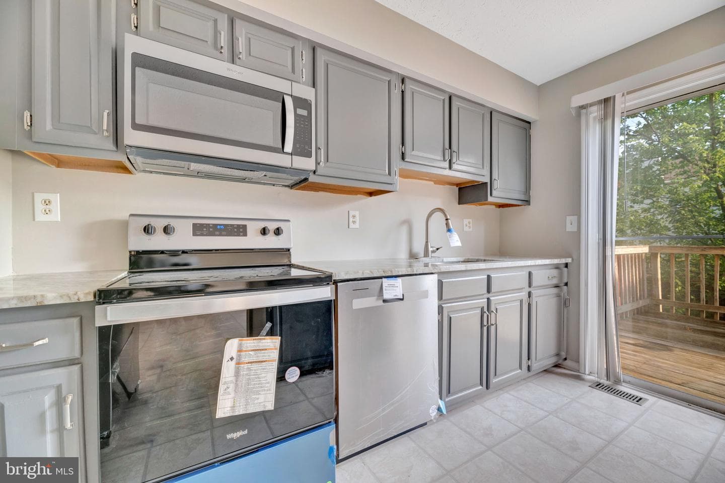 7232 S Ora Court photo 3