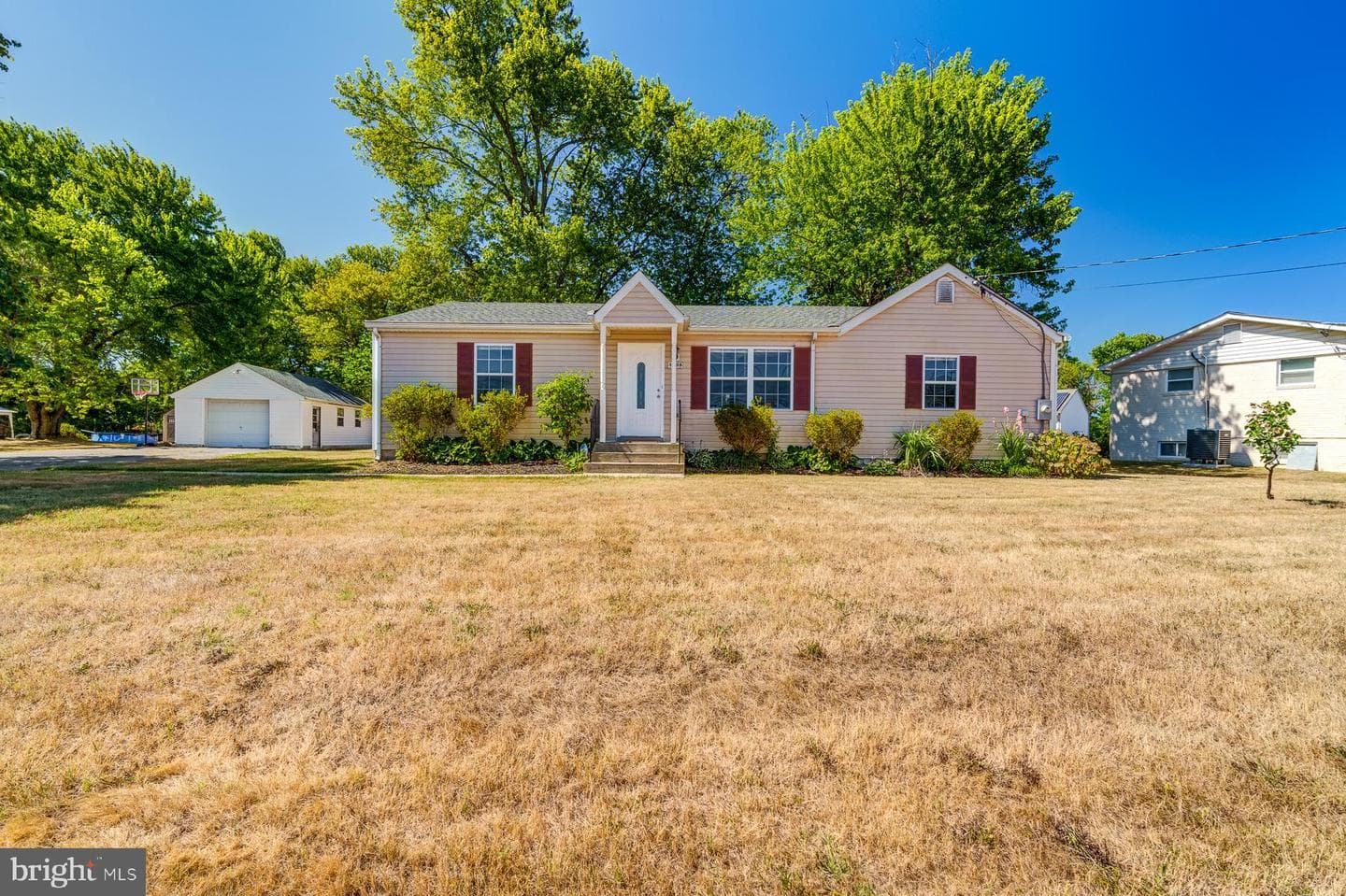 10108 Allentown Road photo 1