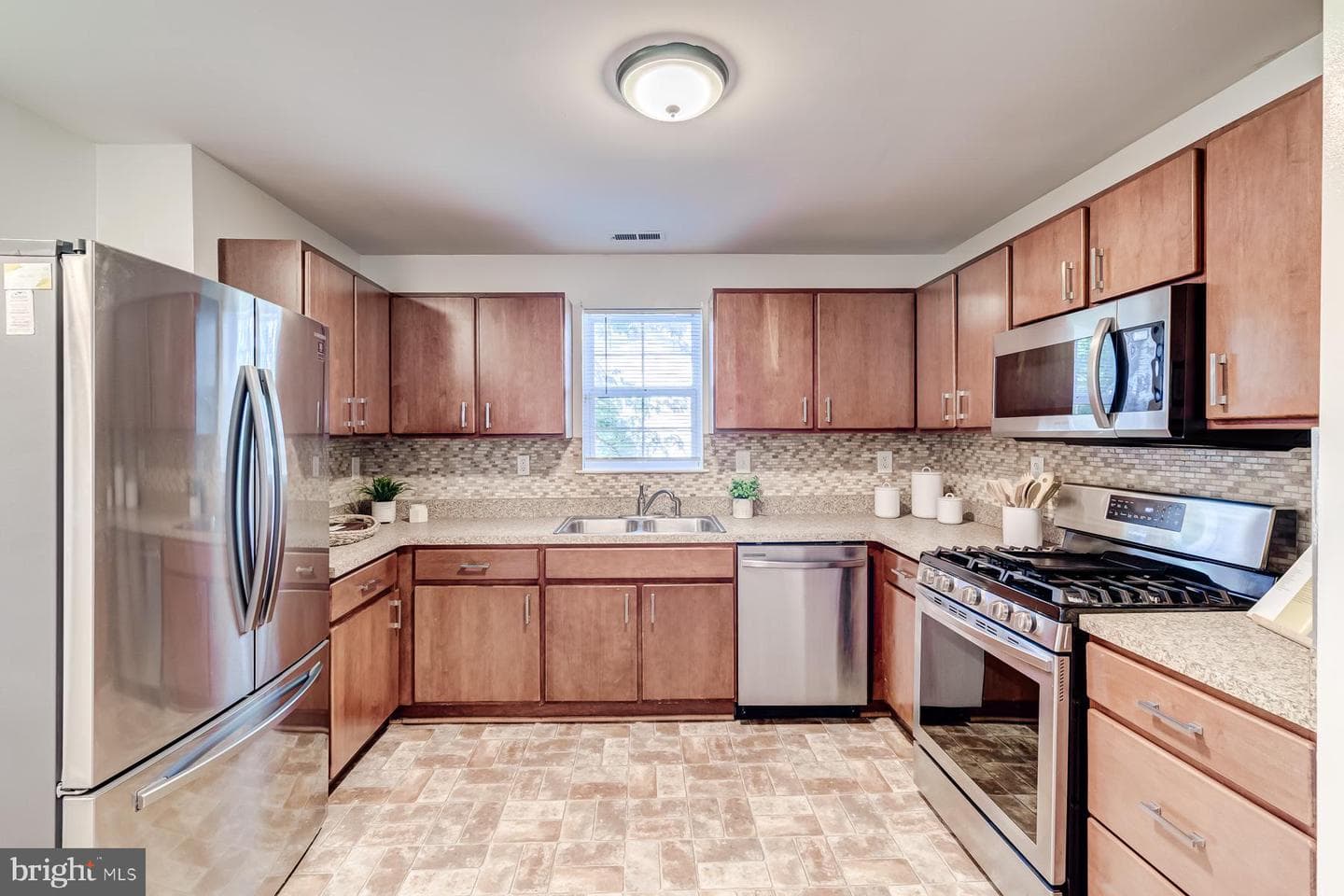 10108 Allentown Road photo 26