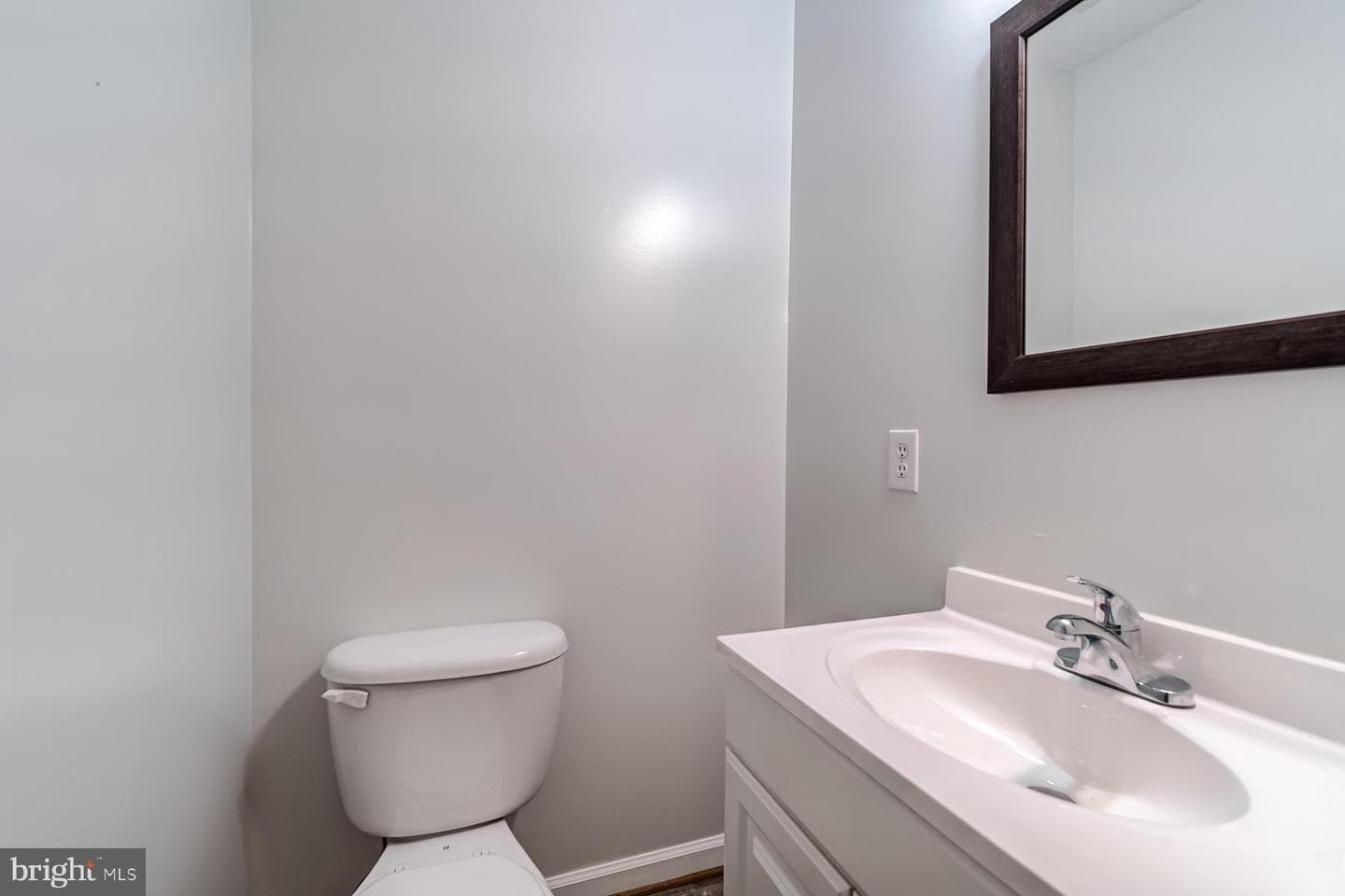 10108 Allentown Road photo 31