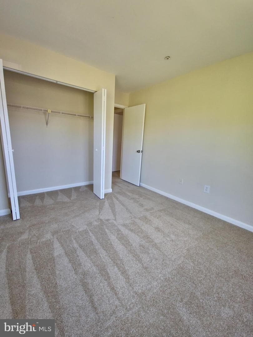 8923 Rusland Court photo 23