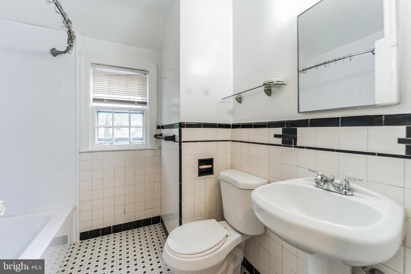 6214 42nd Avenue photo 16