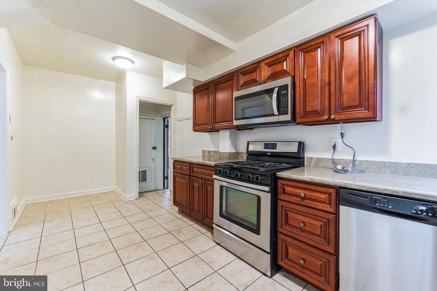 6214 42nd Avenue photo 9