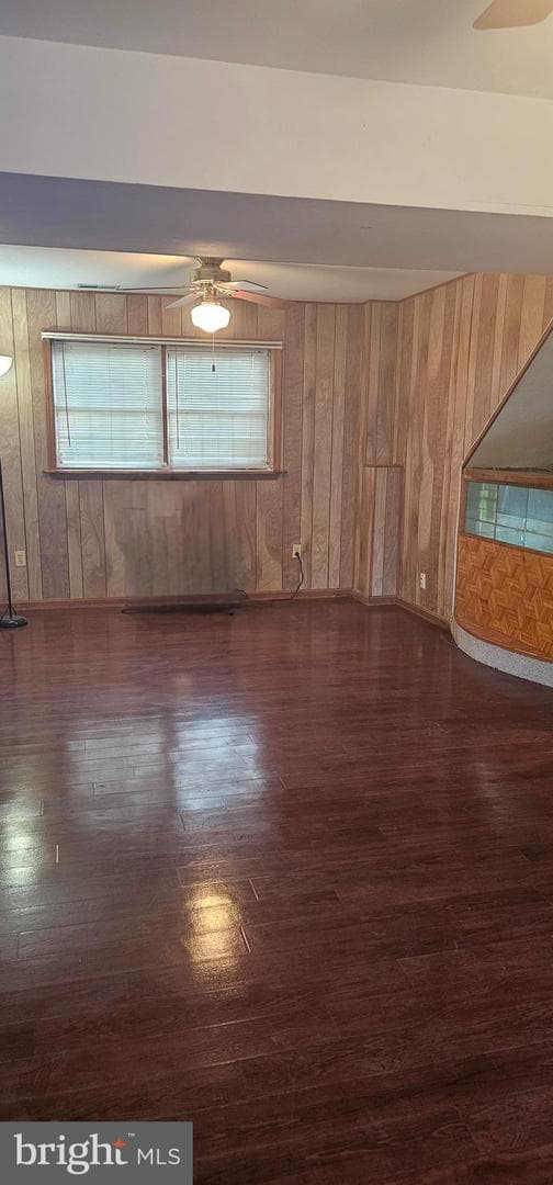 7208 Sybaris Drive photo 19