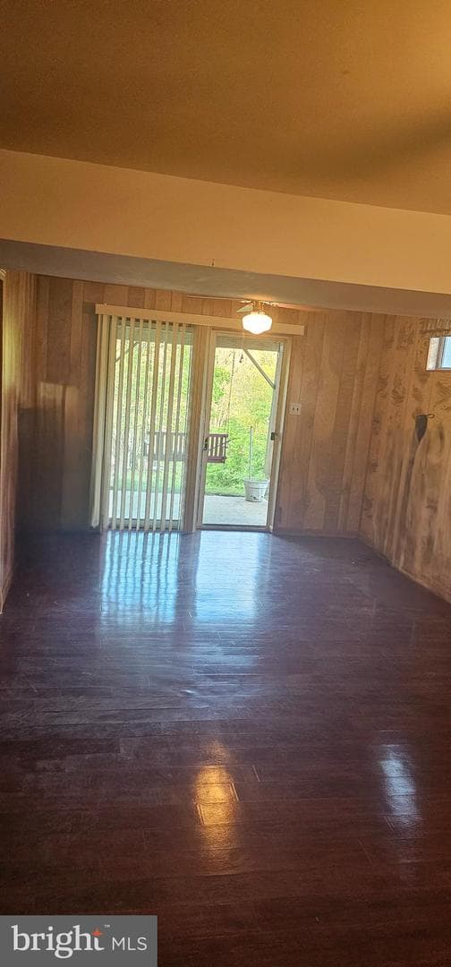 7208 Sybaris Drive photo 20