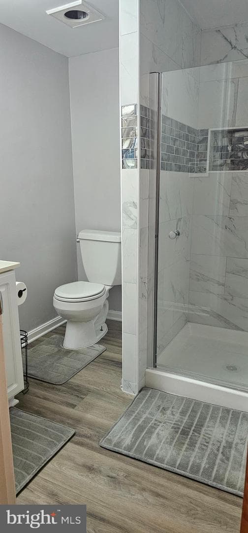 7208 Sybaris Drive photo 24
