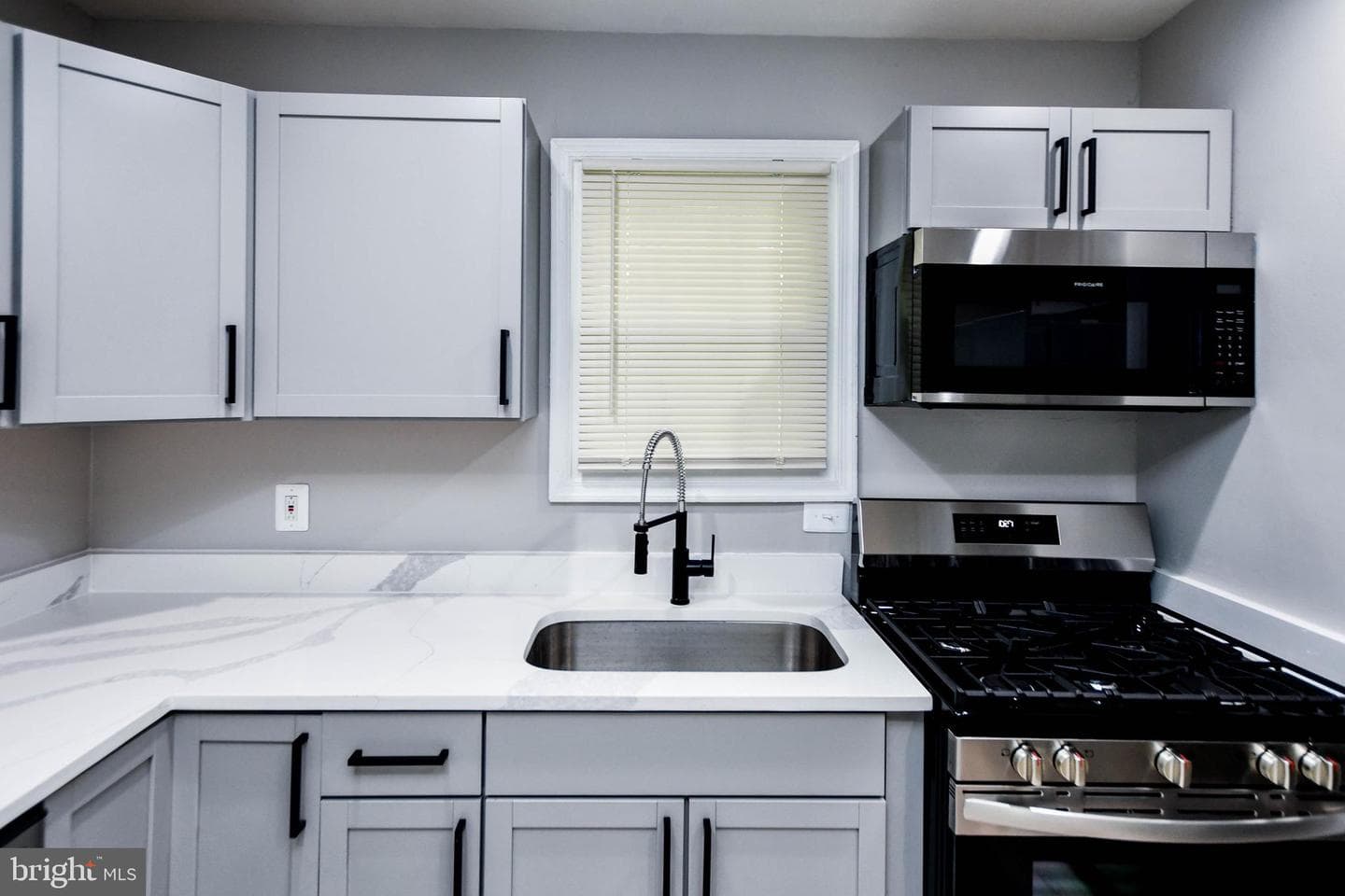 5524 Addison Road photo 12
