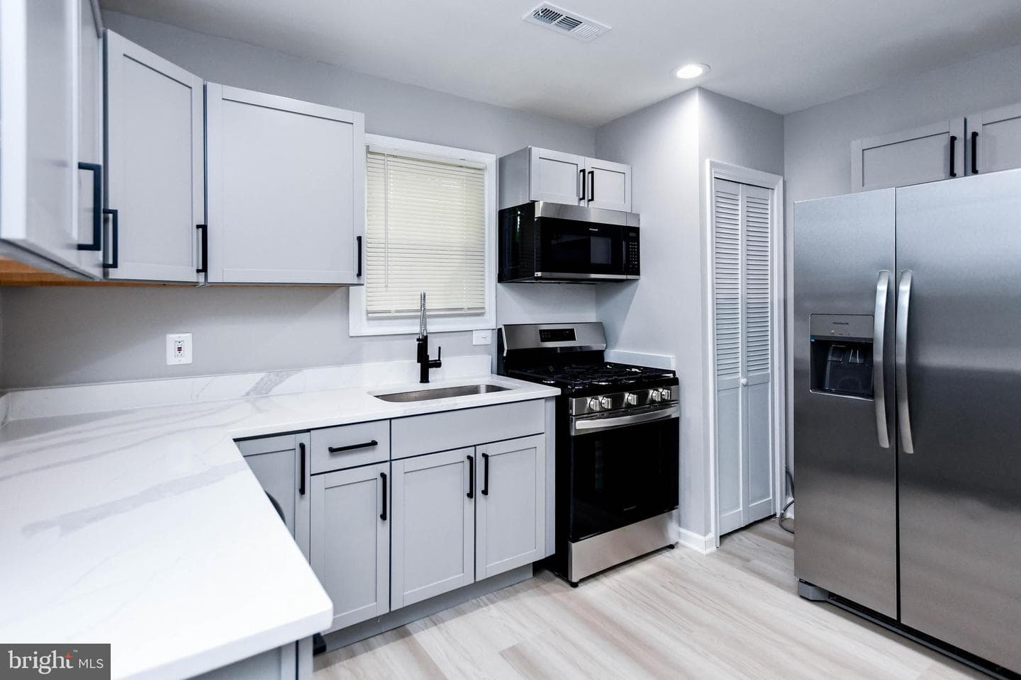 5524 Addison Road photo 9