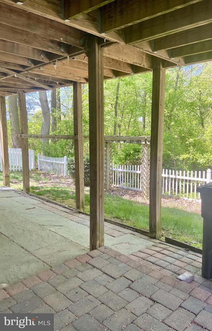8045 Alloway Lane photo 35