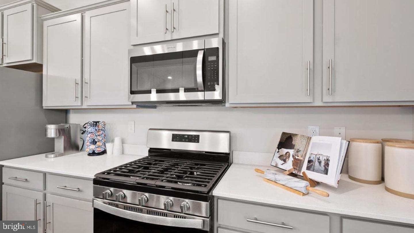 7530 Daybreak Drive photo 22