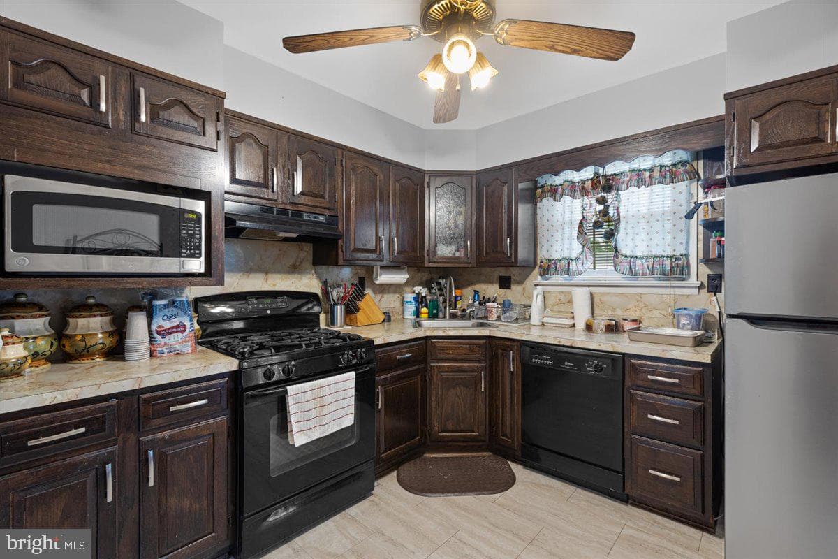 5703 Plata Street photo 14