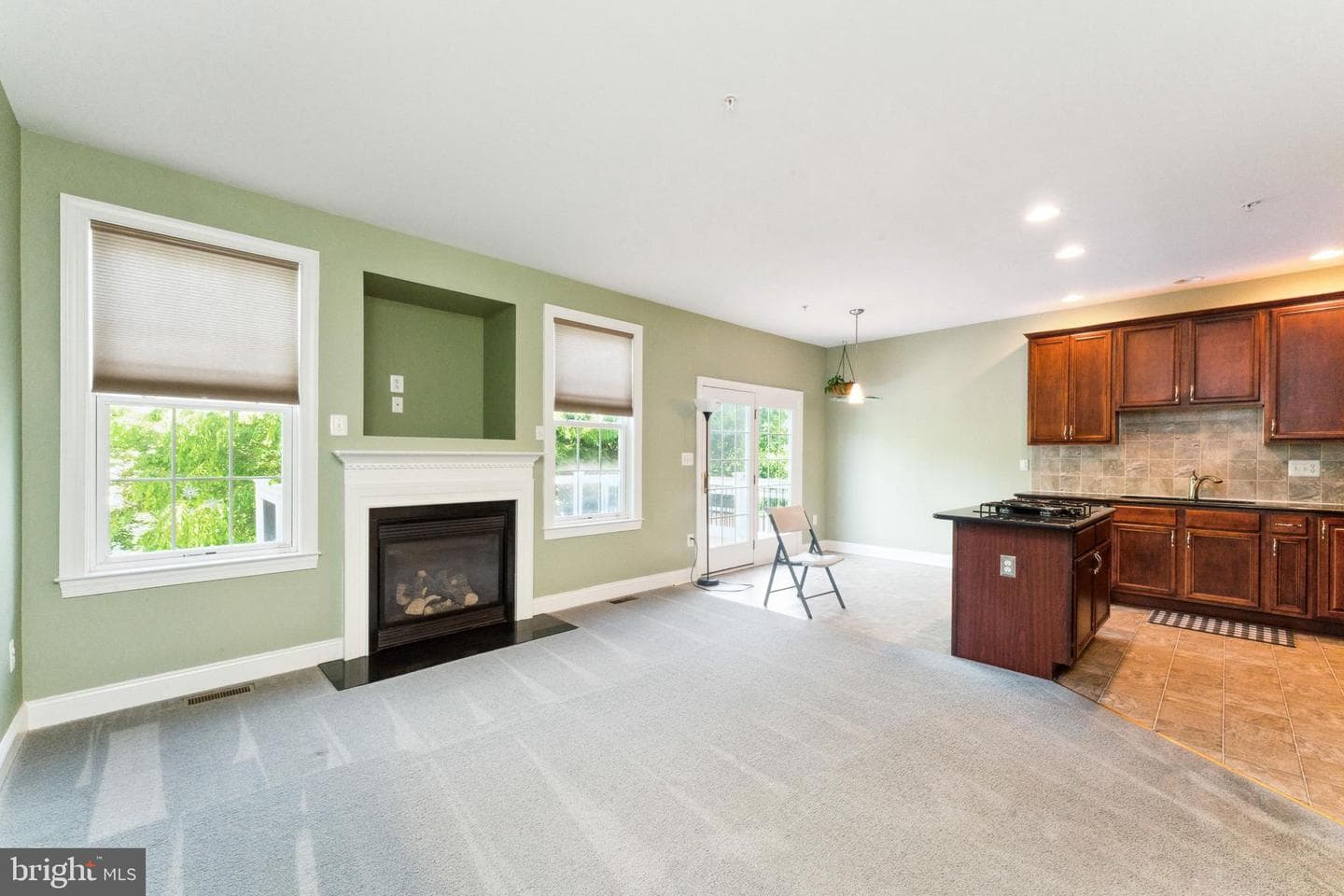 4234 Chariot Way photo 8