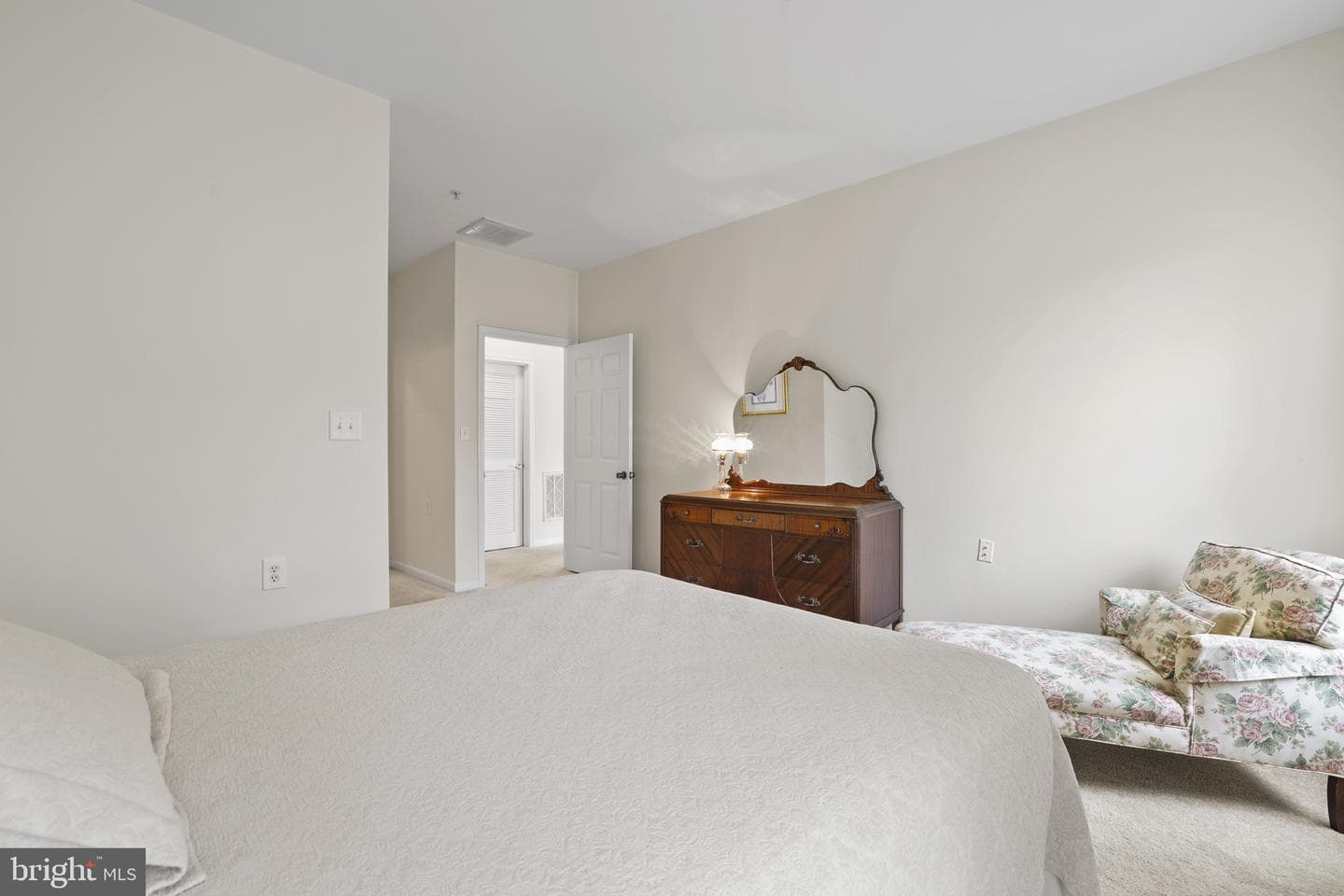 13402 Leesburg Place photo 21