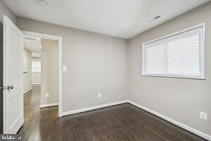 2710 Newglen Avenue photo 10