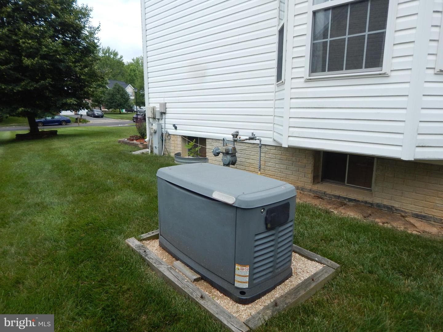9203 Sumner Grove Drive photo 3