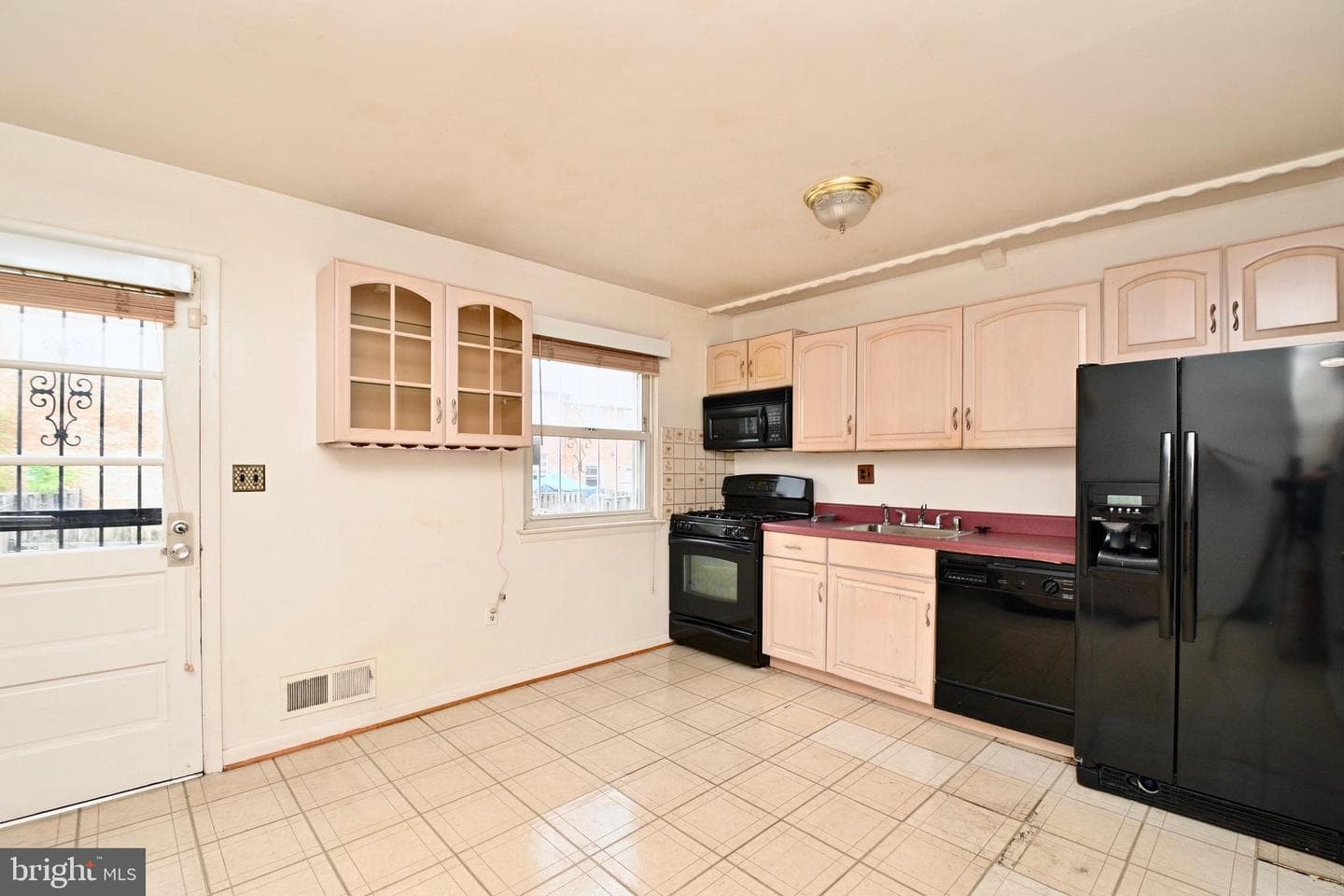 3021 Sunset Lane photo 10