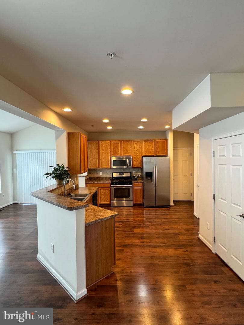 6500 Dunnigan Drive photo 10