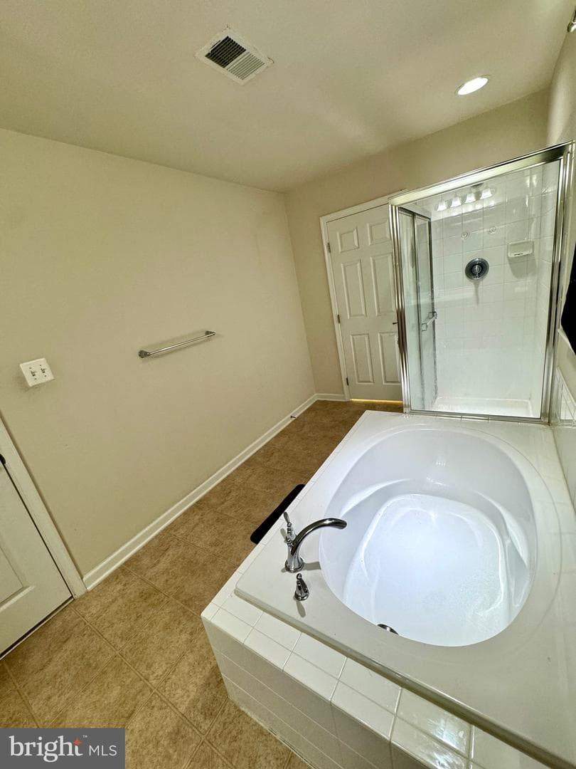 6500 Dunnigan Drive photo 31