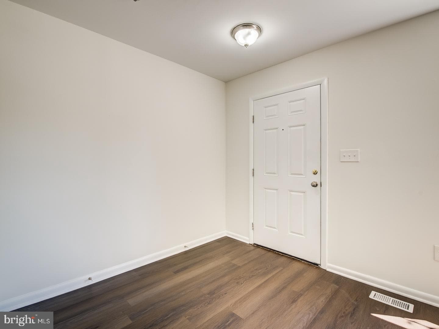 3237 Prince Ranier Place photo 12