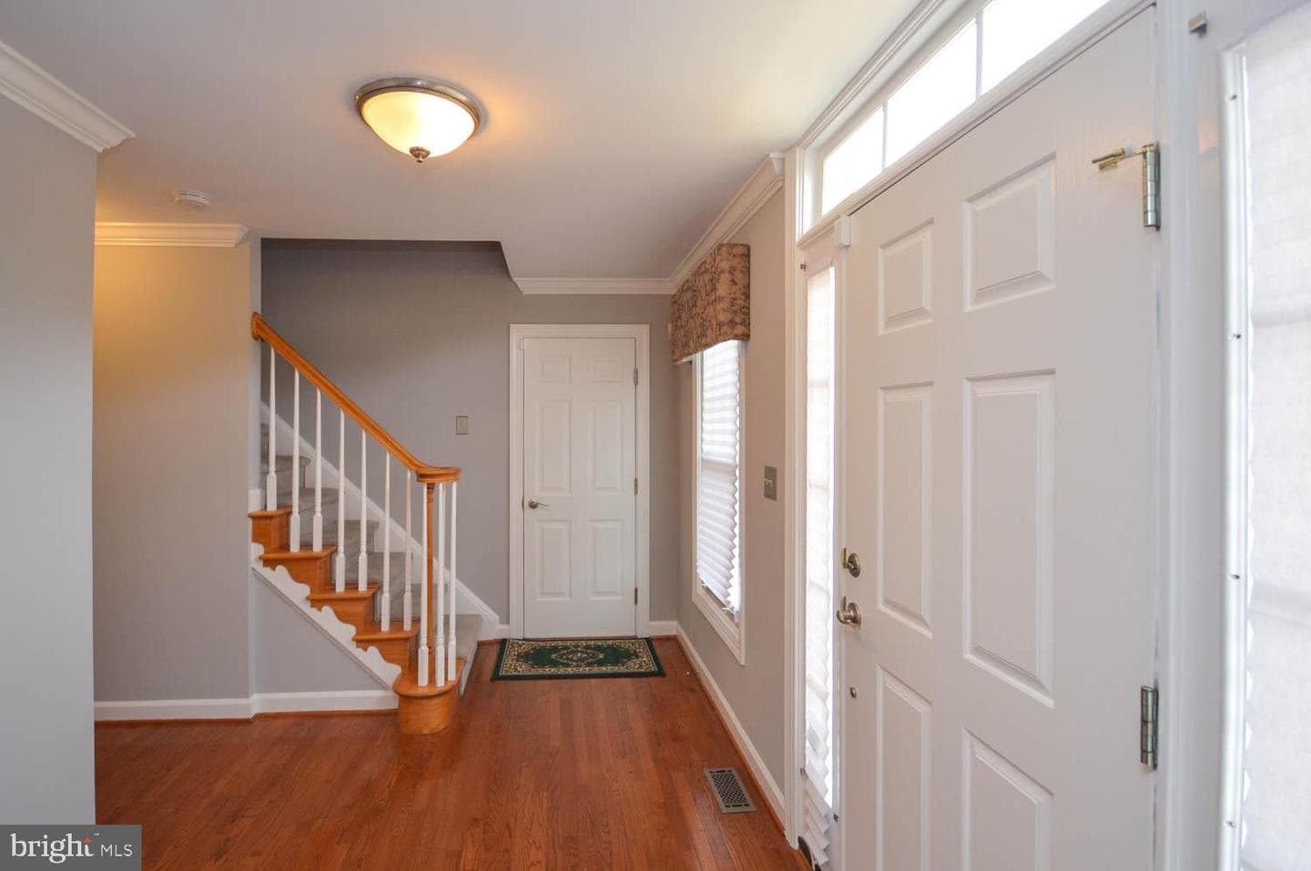10513 Foxlake Drive photo 6