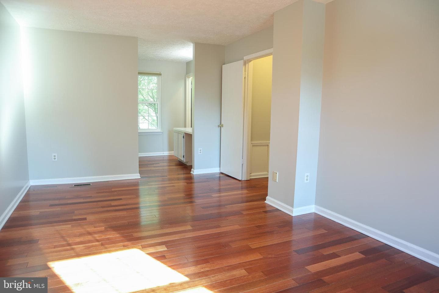 10813 Winston Churchill Court photo 24