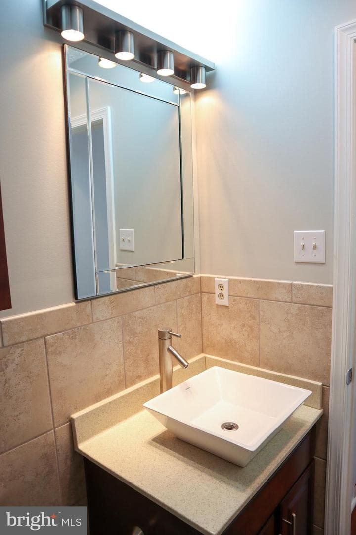 10813 Winston Churchill Court photo 29