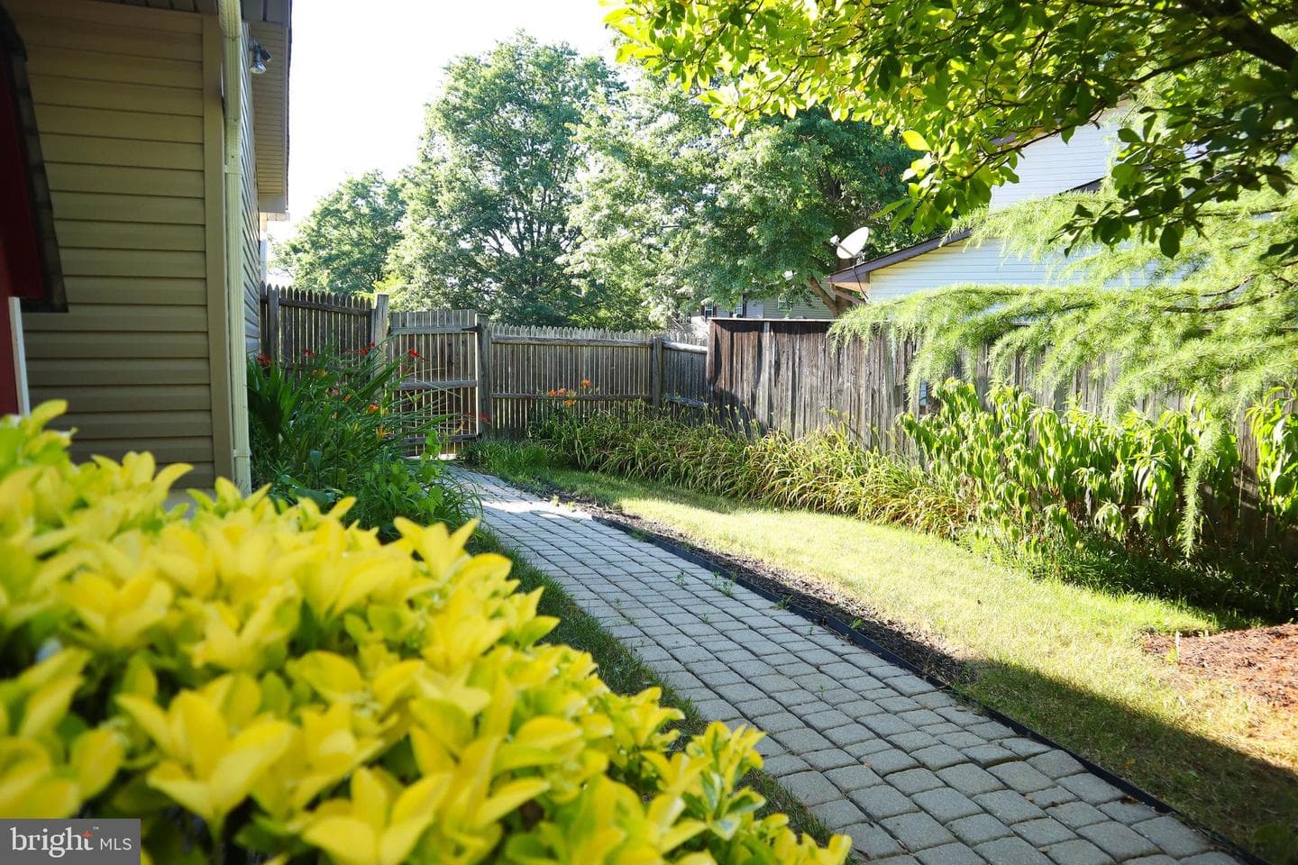 10813 Winston Churchill Court photo 45