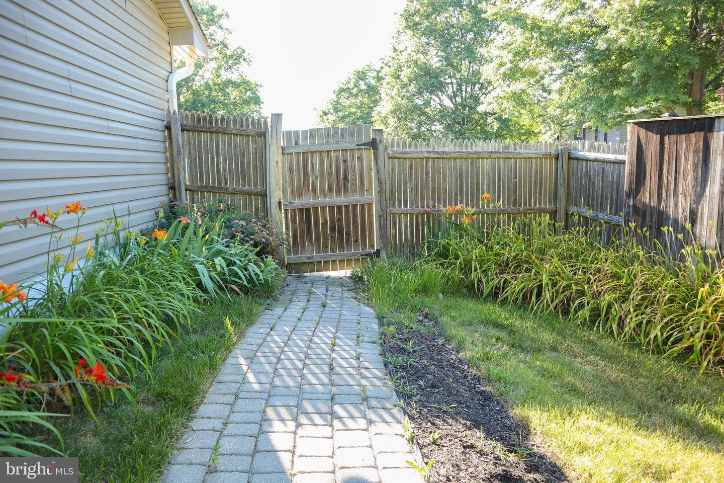 10813 Winston Churchill Court photo 48