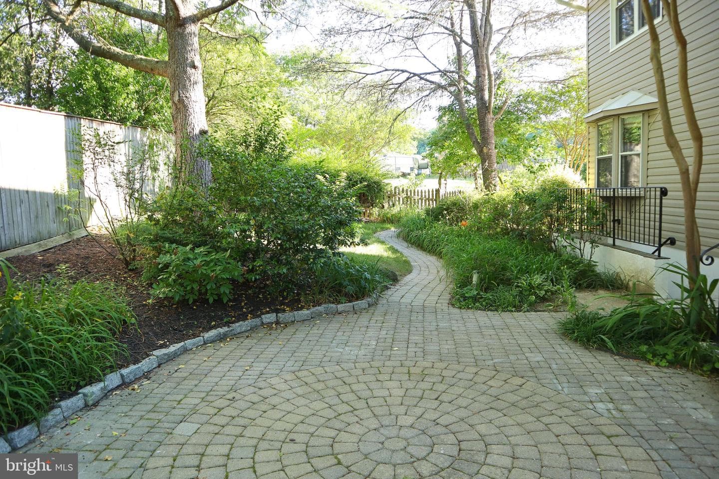 10813 Winston Churchill Court photo 50