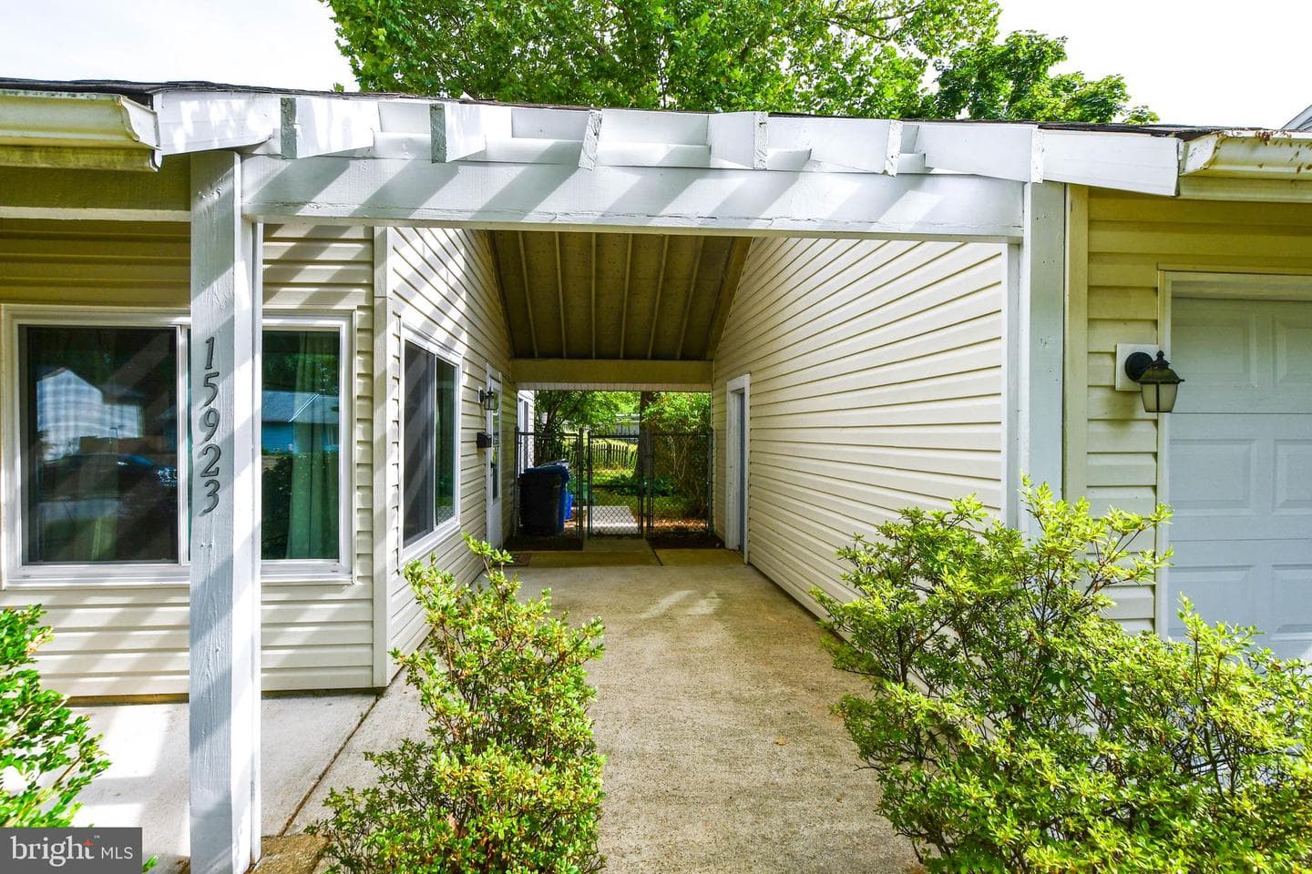 15923 Paisley Lane photo 3