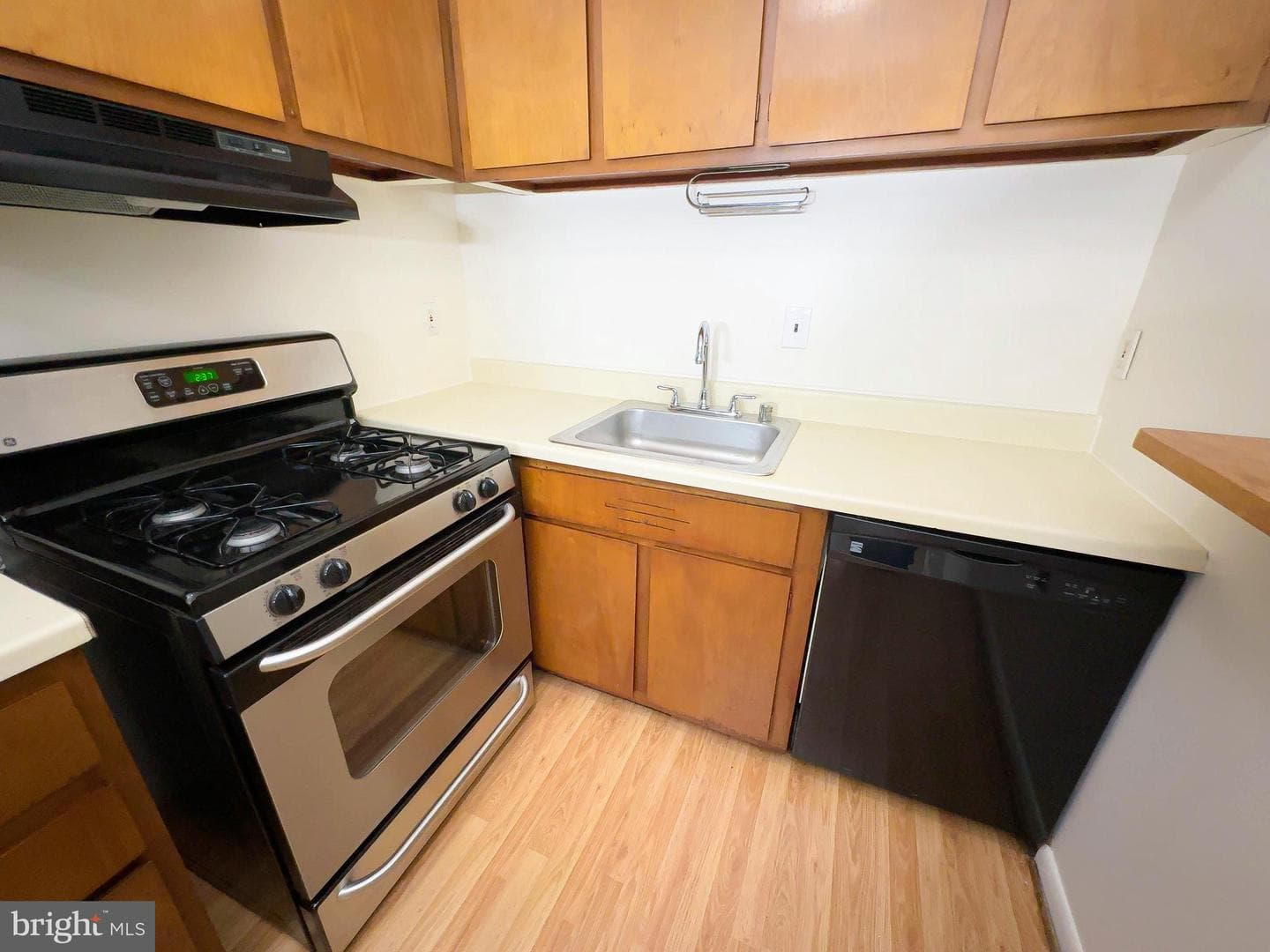 4419 Romlon Street #104 photo 12