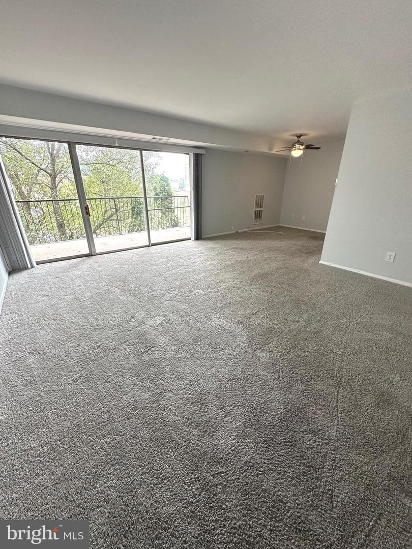 7700 Arehart Drive #1211 photo 2