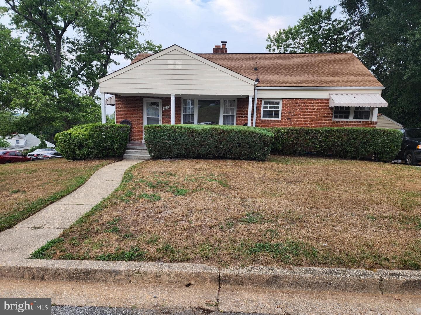 5600 Decatur Place photo 2