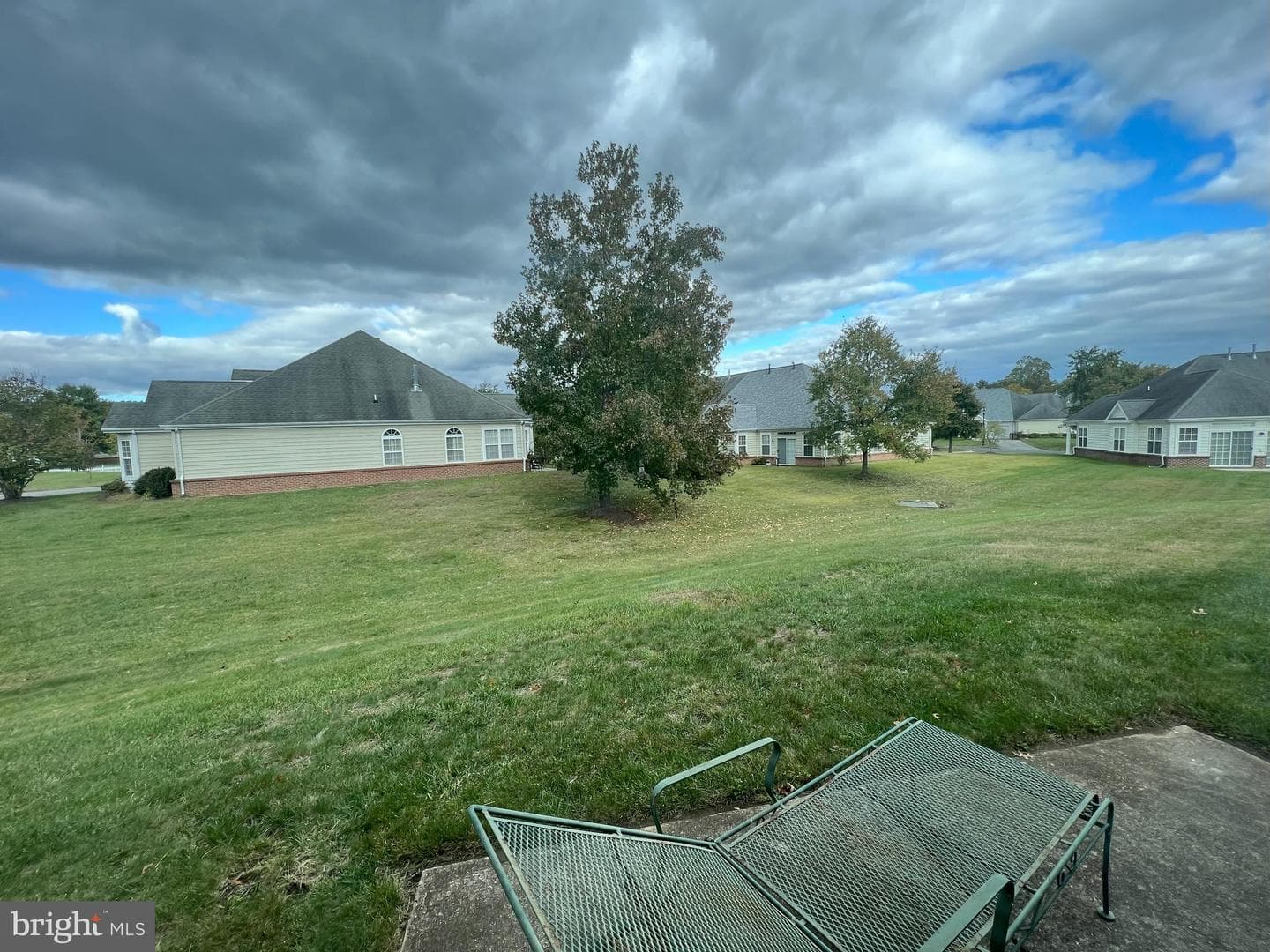 303 Fidgeway Lane photo 35