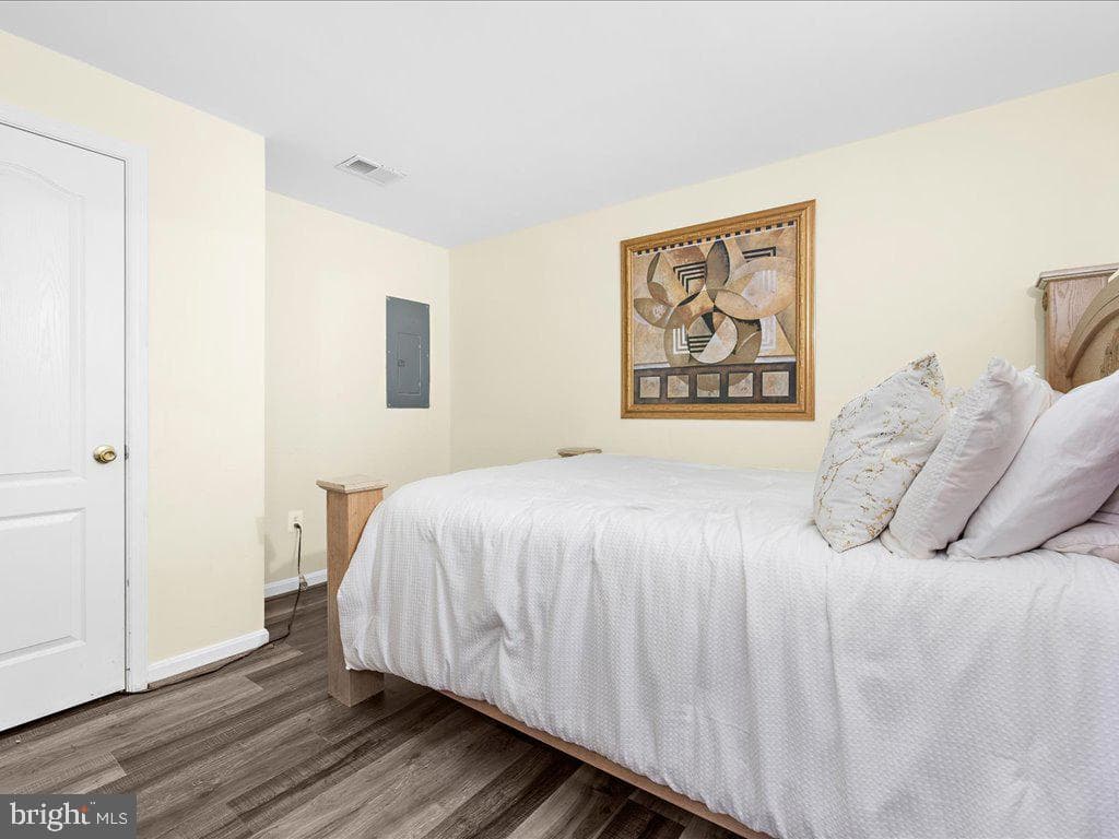 2720 Zeek Lane photo 31