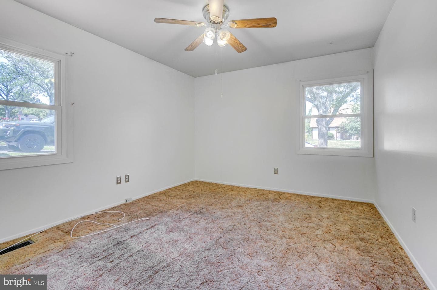12520 Kensington Lane photo 25
