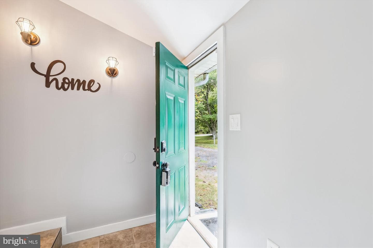 17804 Livingston Road photo 4